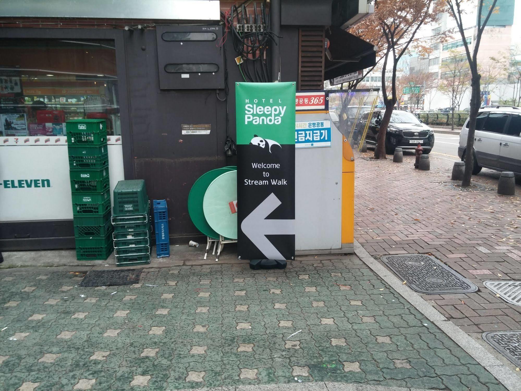 Hotel Sleepy Panda Streamwalk Seoul Jongno Exteriör bild