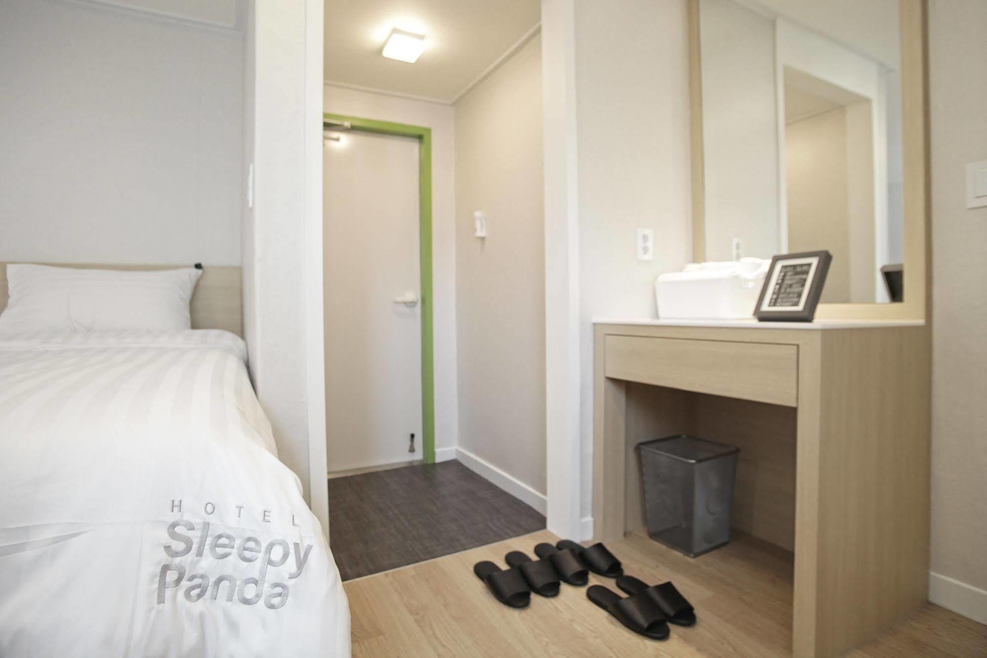 Hotel Sleepy Panda Streamwalk Seoul Jongno Exteriör bild